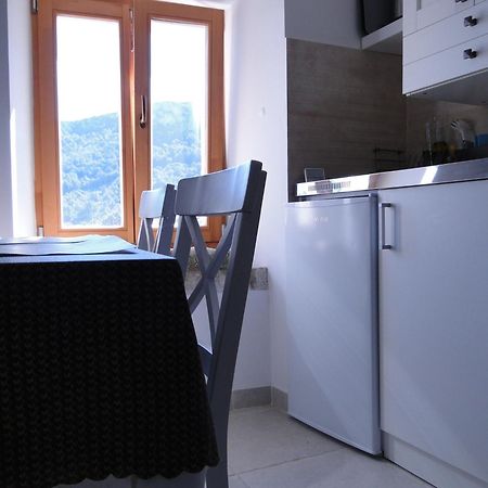 Heritage Apartments Kyra & Fox In Pitve, Hvar 외부 사진