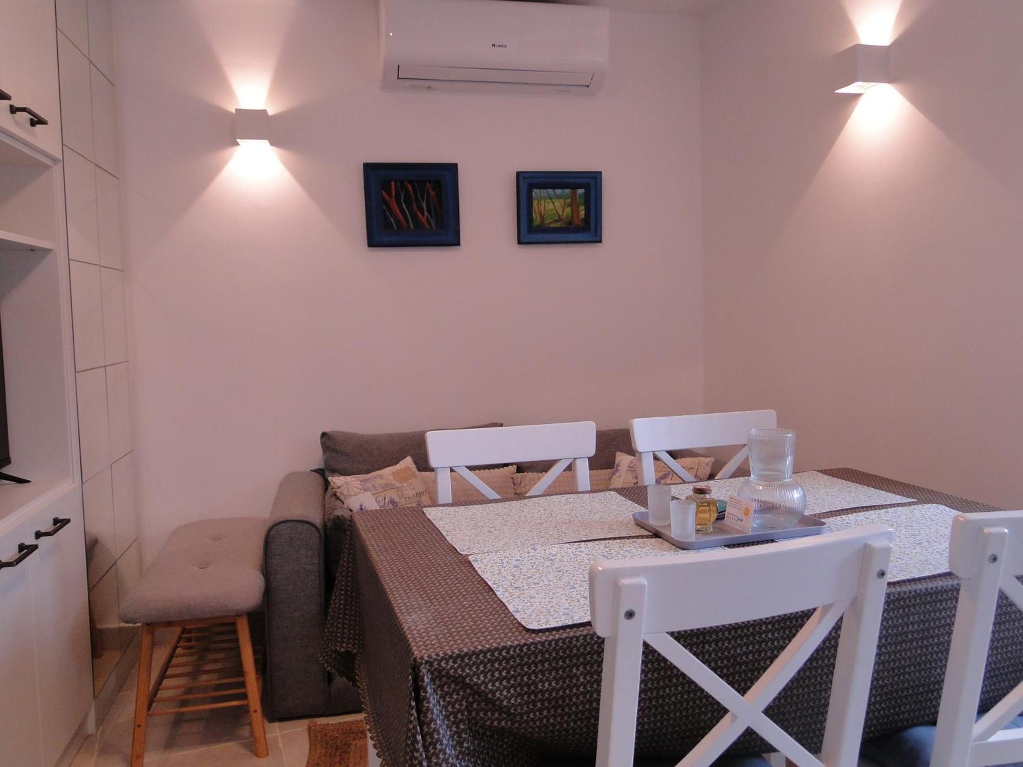 Heritage Apartments Kyra & Fox In Pitve, Hvar 외부 사진