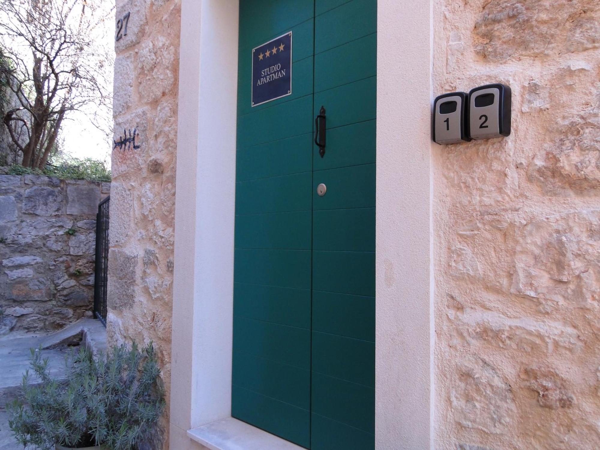 Heritage Apartments Kyra & Fox In Pitve, Hvar 외부 사진